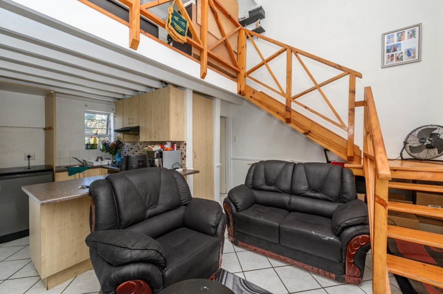 1 Bedroom Property for Sale in Humewood Eastern Cape